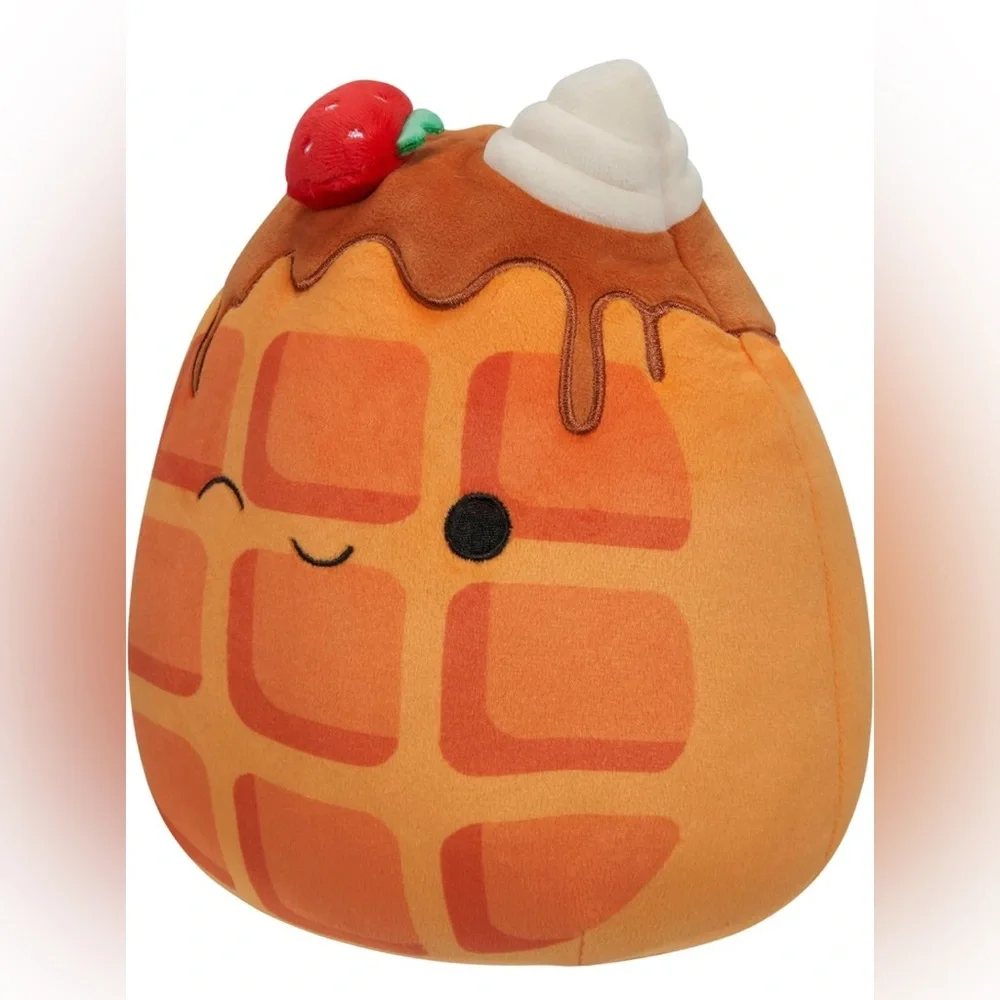 NWT 12” Weaver the Waffle 🧇 with Strawberries 🍓 & Whip Cream Squishmallow